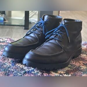 Gucci Black Leather Chukka Boots with Blue Laces
